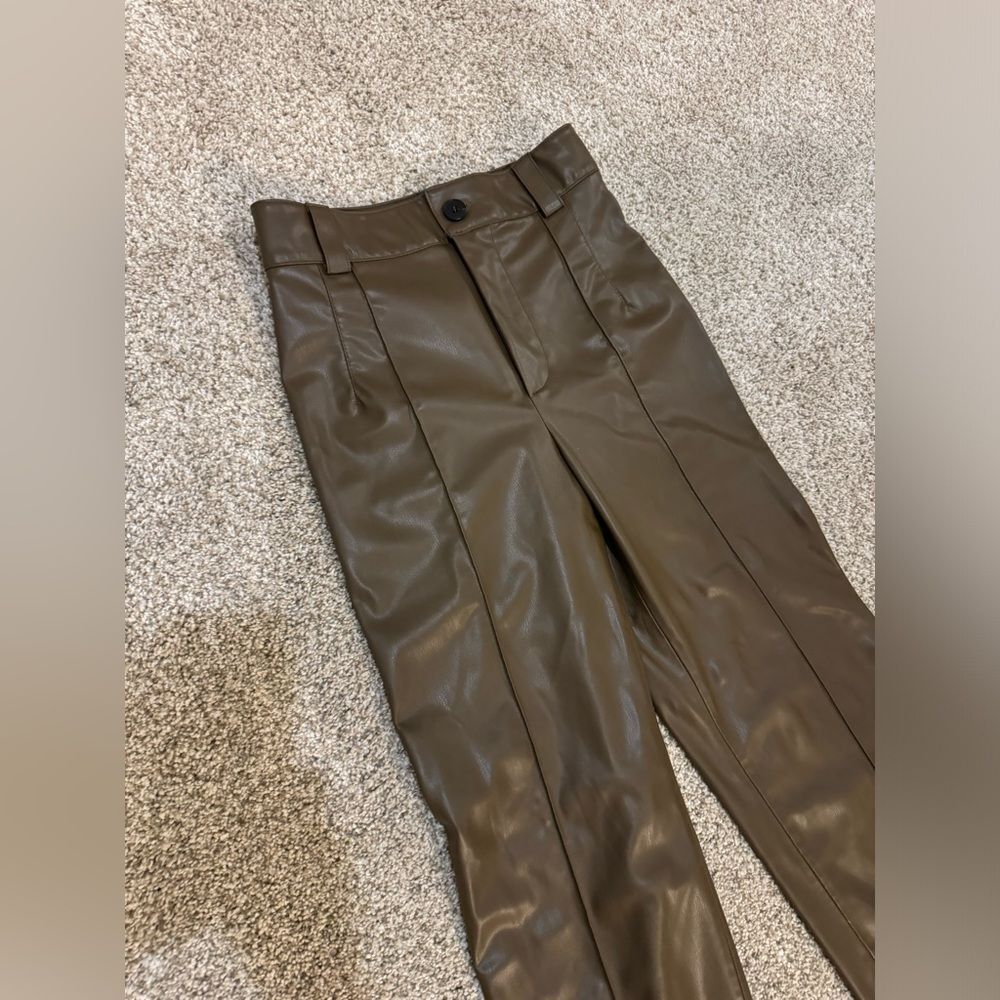 Women’s Zara Faux Leather Fleece-Lined Pants | XS | Chocolate Brown - Picture 3 of 8